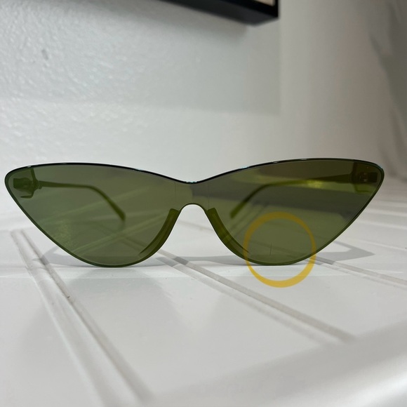 Cat eye green lens - Picture 7 of 7